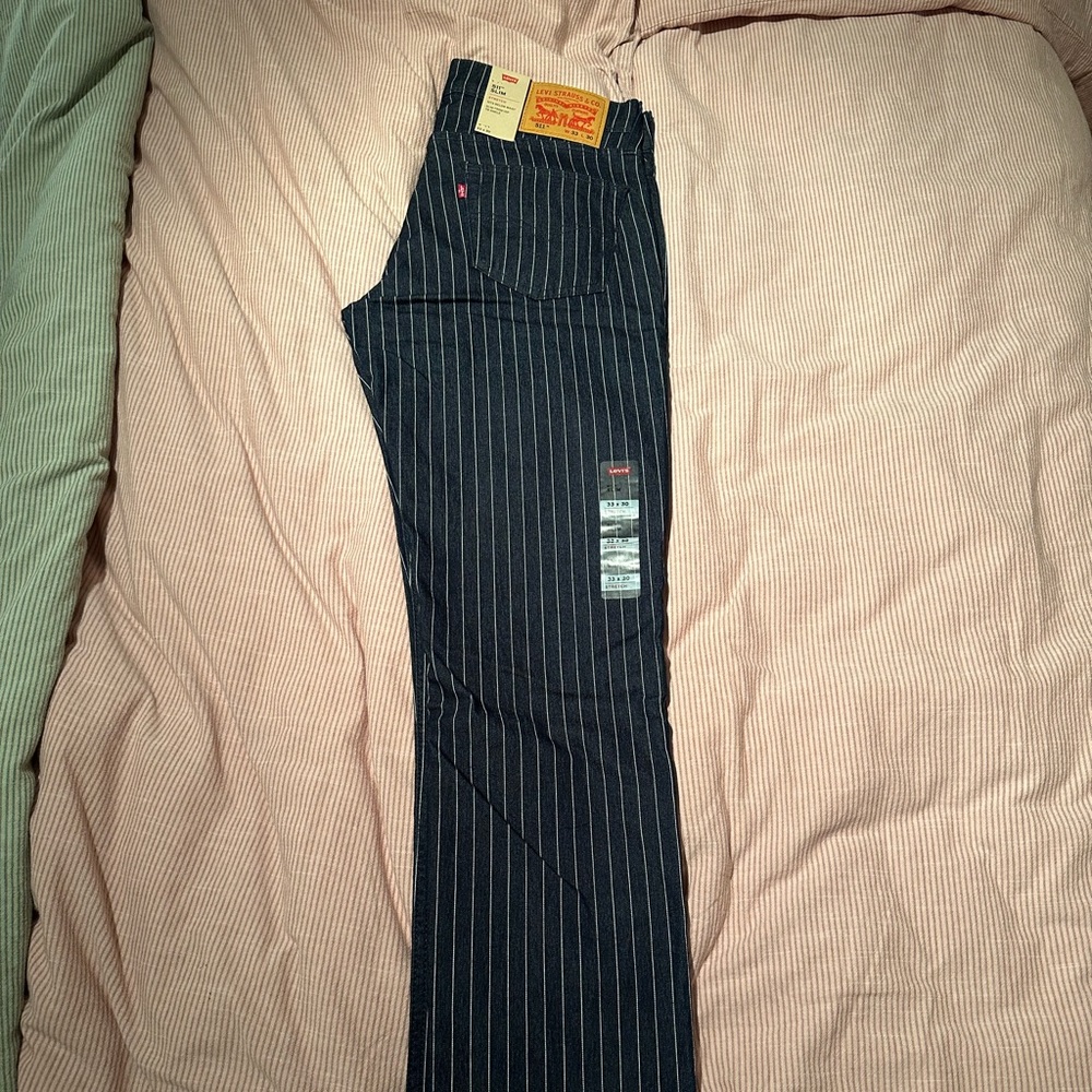 Levis 511 Slim Stretch Dark Navy Pintriped Jeans - 33x30 - Brand New With Tags
